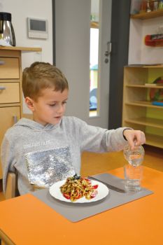 Preview: Placemat lunch kindergarten left-hander
