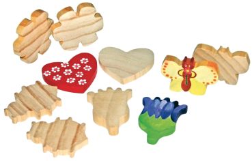 Wooden figures Mothers day